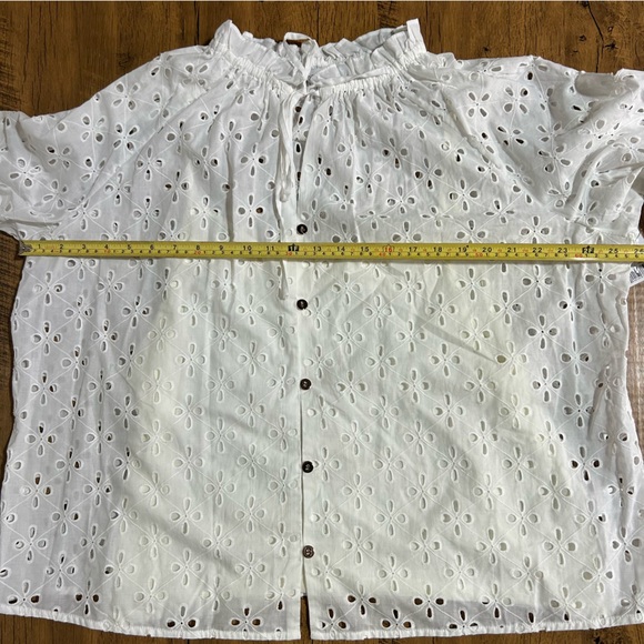 Nine West White Eyelet Women's Ruffle Collar Blouse - Picture 9 of 16